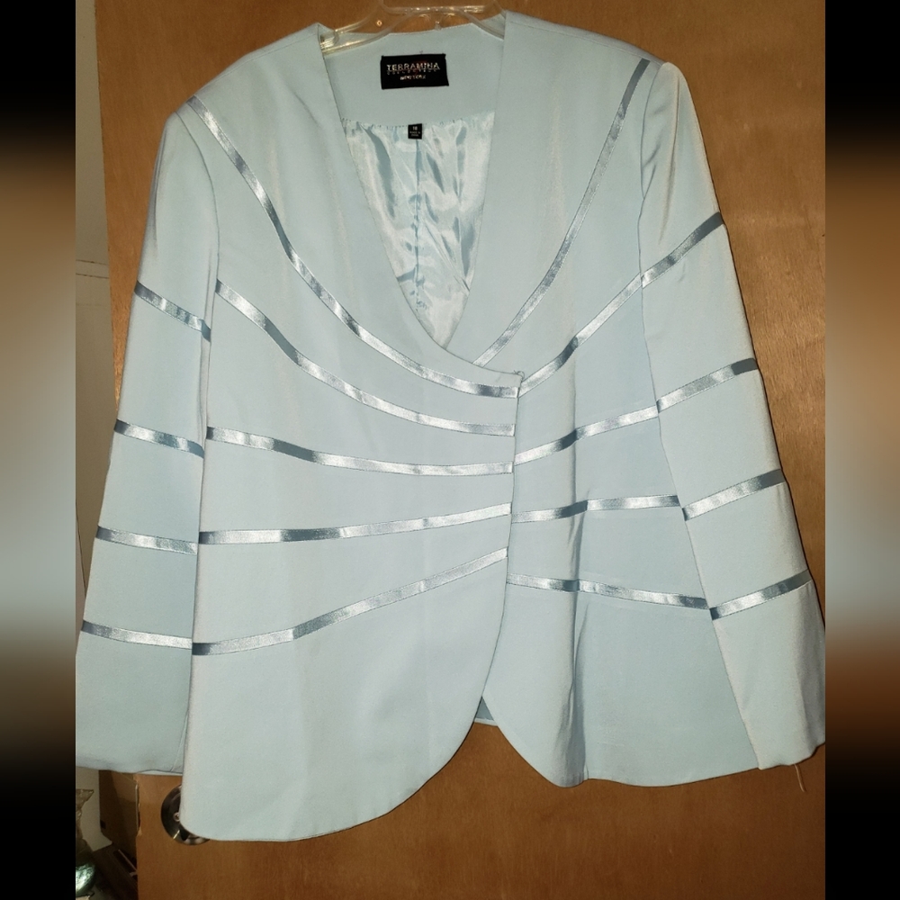 Women's plus size 3 piece suit